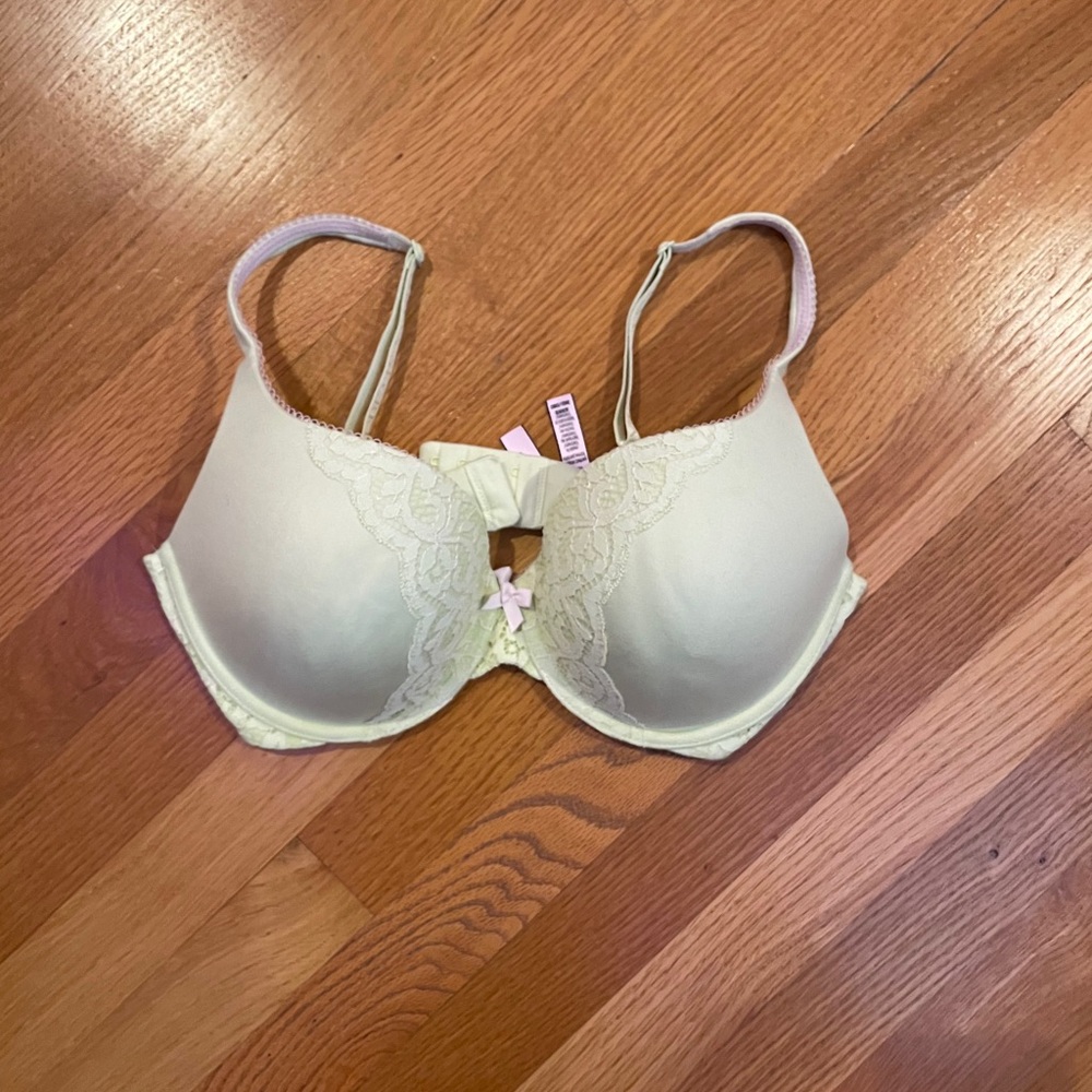 Victoria Secret Push-up Bra